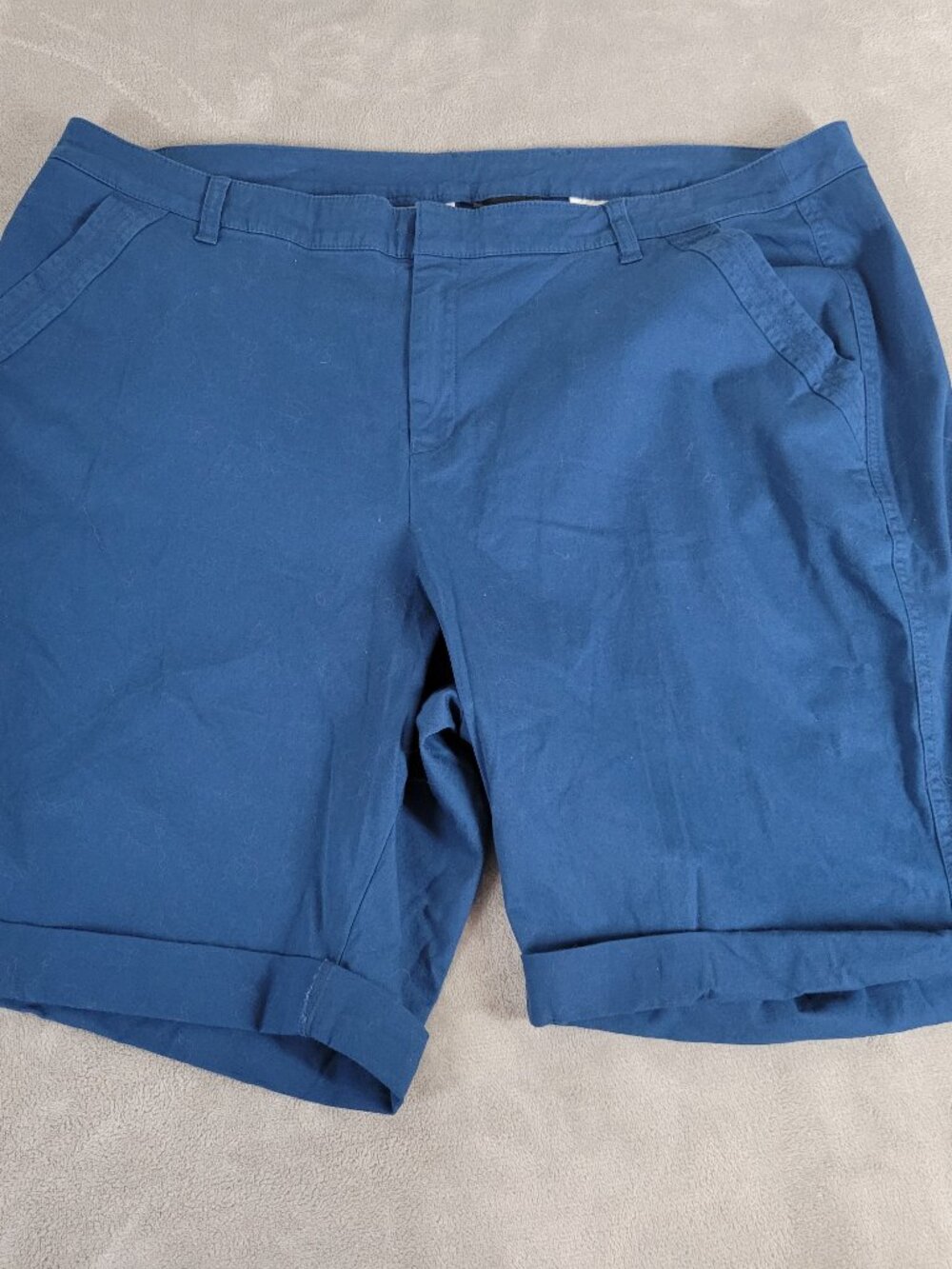 Lane‎ Bryant Womens Shorts 22 Blue Cuffed Cotton Elastic Waist Stretch BLU106E
